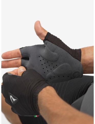 Gloves Dogma
